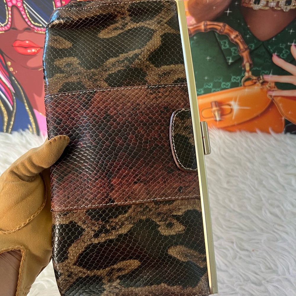 Snake skin Party Clutch - Picture 9 of 9